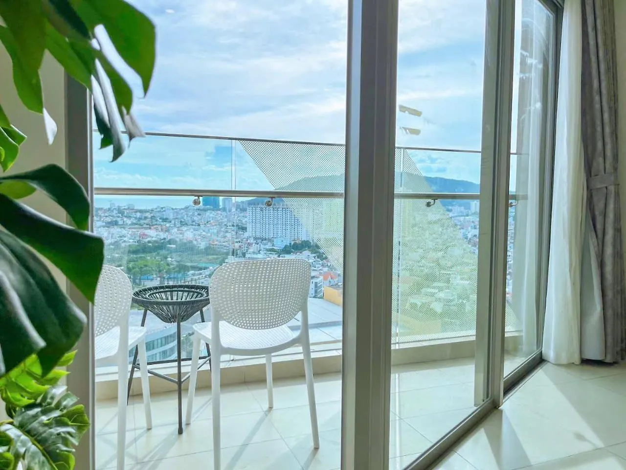 Meomeo Homestay - The Song Apartment Vung Tau 0*,